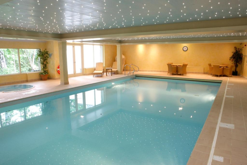 Oxley\'s at Ambleside Pool